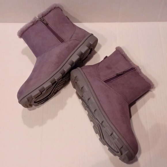 4/$60 New Short Gray Fit Body Boots - Size US8 - Picture 3 of 16